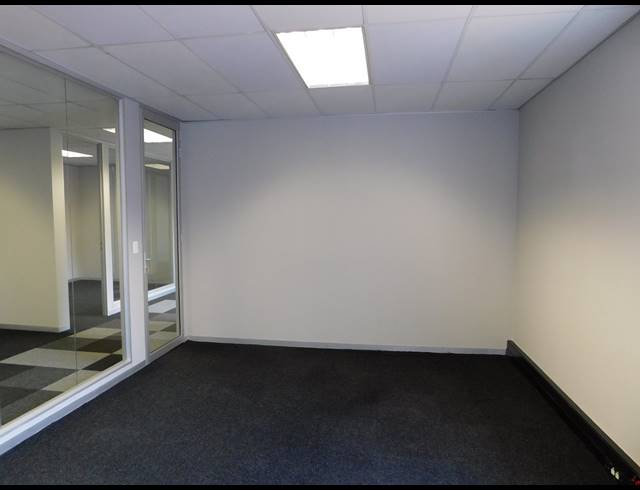 443M² OFFICE TO LET IN ILLOVO